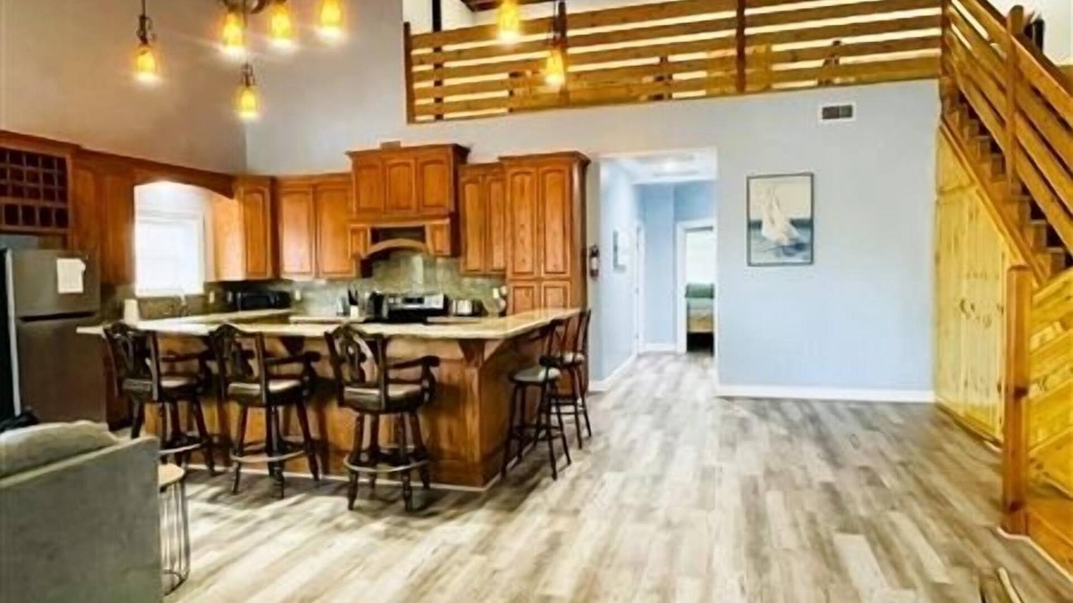 Port Mansfield Condo | Live Life Lavishly at Mildred's Manor 1. 2 Bdrm + Loft/3 bath. 5Beds/Sleeps 10.