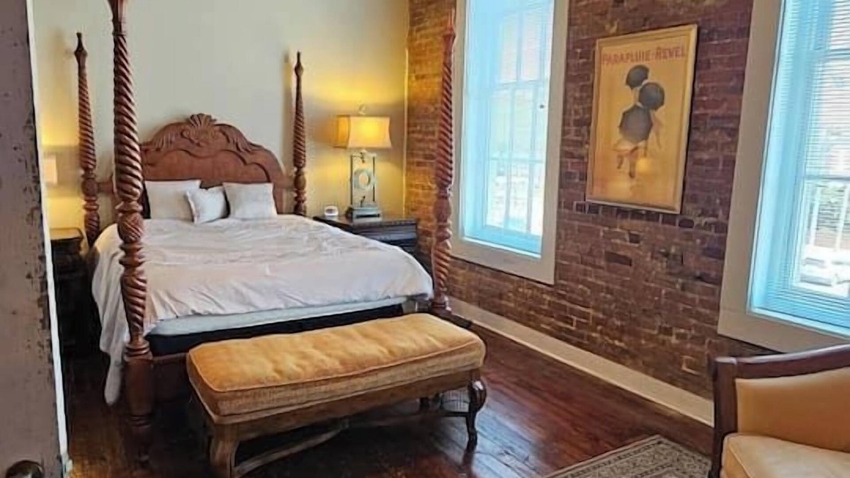 Columbus Apartment | Live Like a Local in a Historic Downtown Loft!