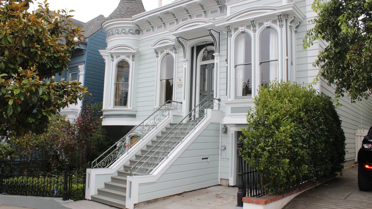 Pacific Heights Apartment | Live Like A Local In Our Historic Victorian Garden Apartment In Pacific Heights