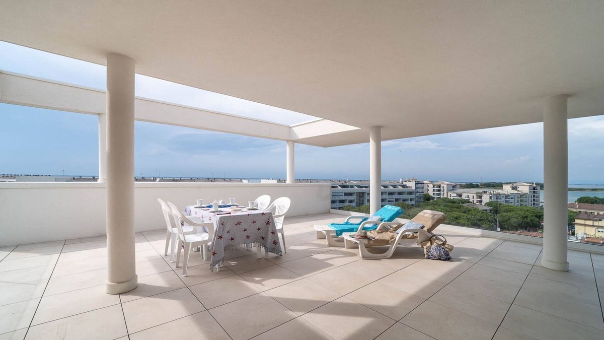 Lignano Sabbiadoro Apartment | Live the Good Life – Fully Equipped Modern Holiday Home