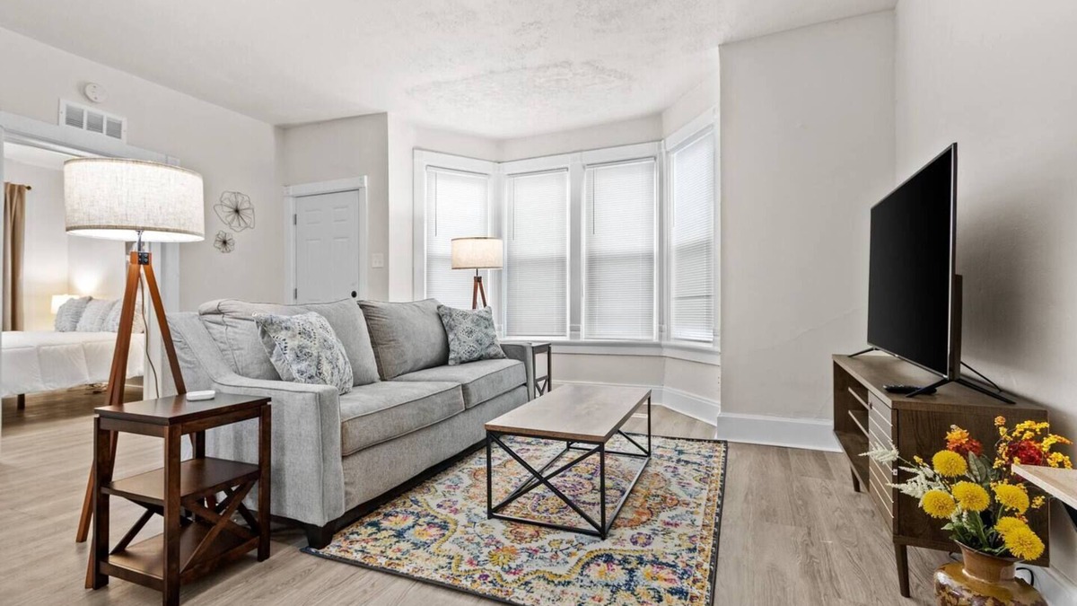 Green Bay Apartment | Live. Work. Play. Downtown Green Bay!