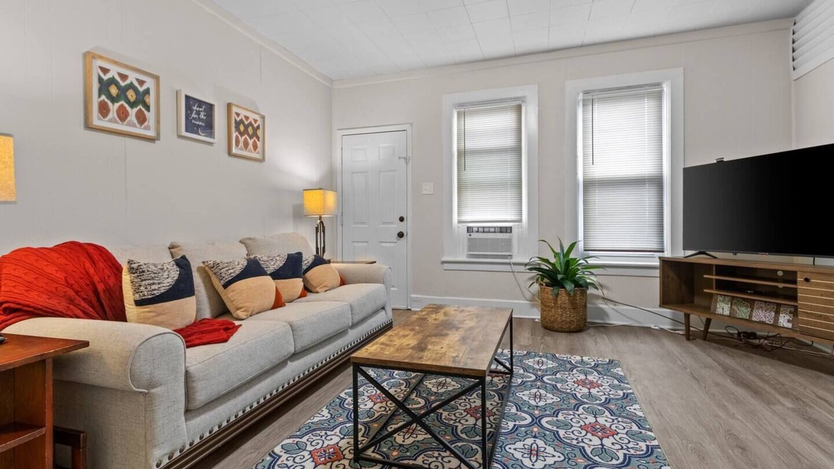 Green Bay Apartment | Live. Work. Play. Downtown Green Bay!