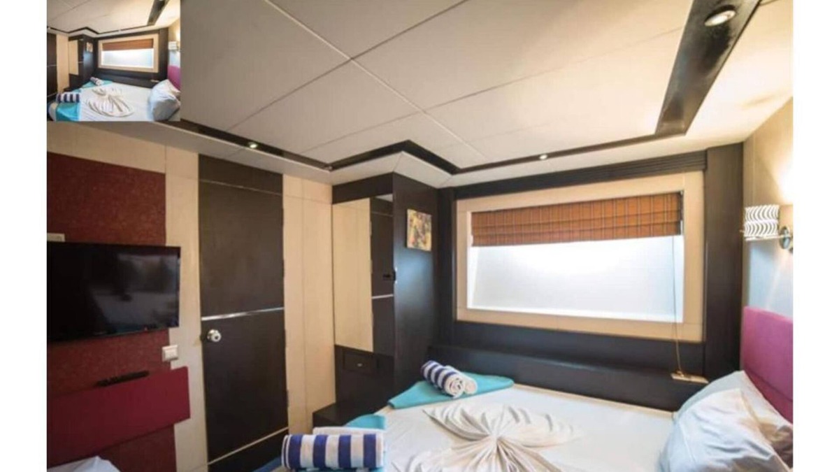 Vaavu Atoll House | Liveaboard exclusive yacht