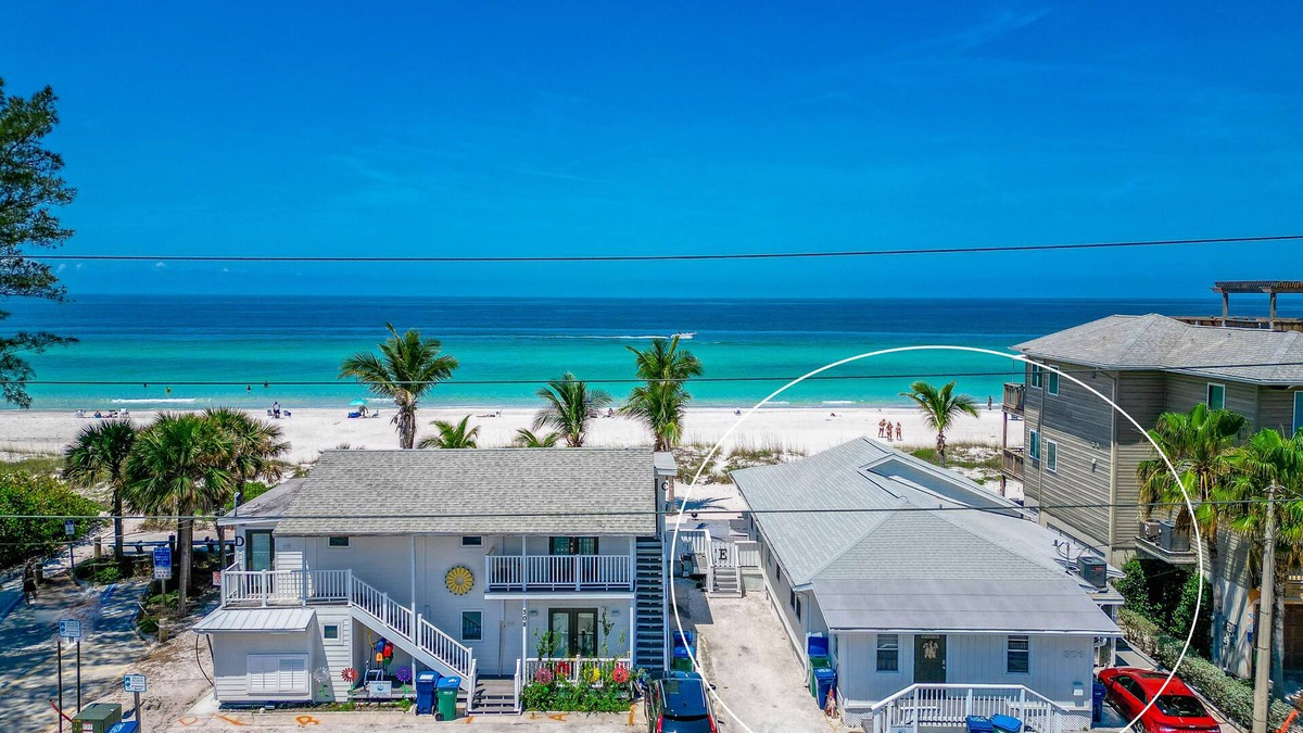 Whitney Beach Cottage | Livin' the Dream at Beach Dreams Resort