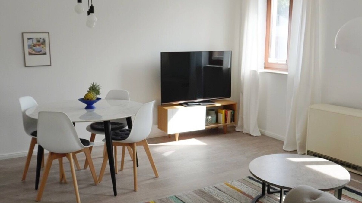 Pasewalk Apartment | Living in the old registry office