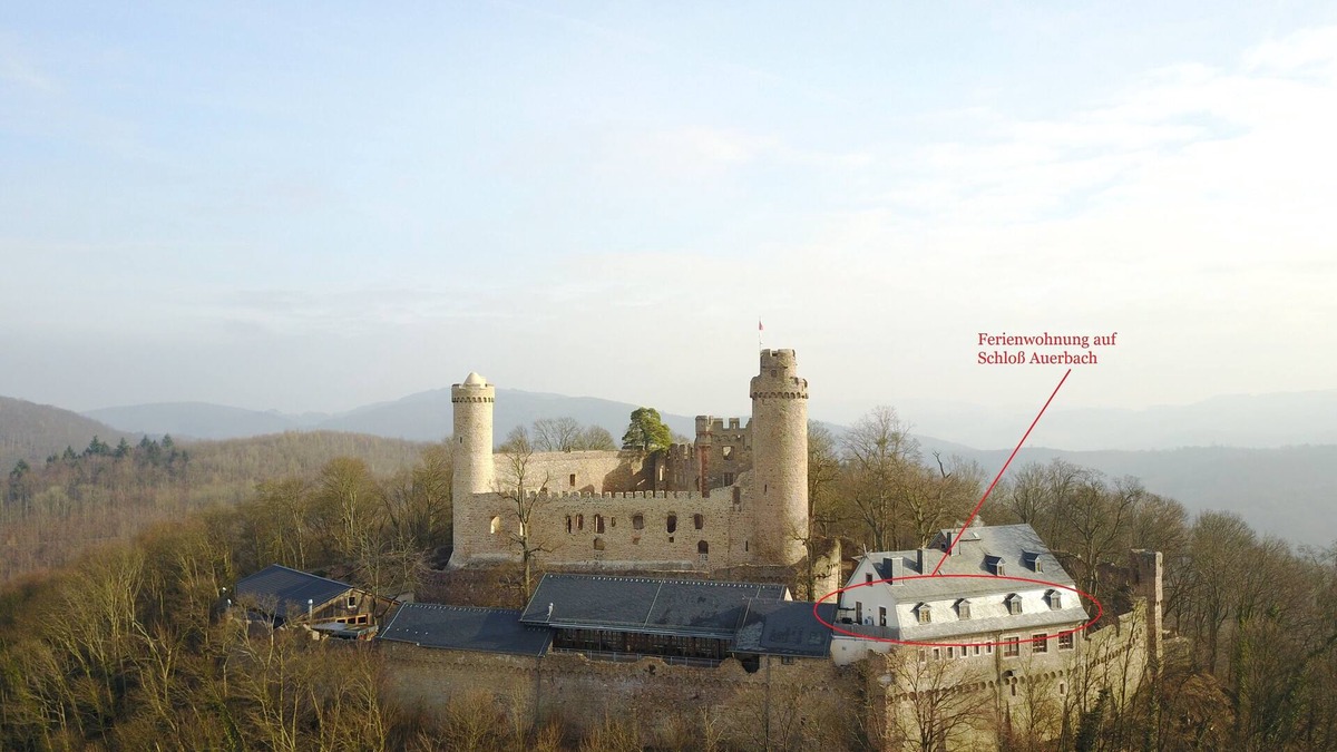 Bensheim Apartment | Living on a knight's castle