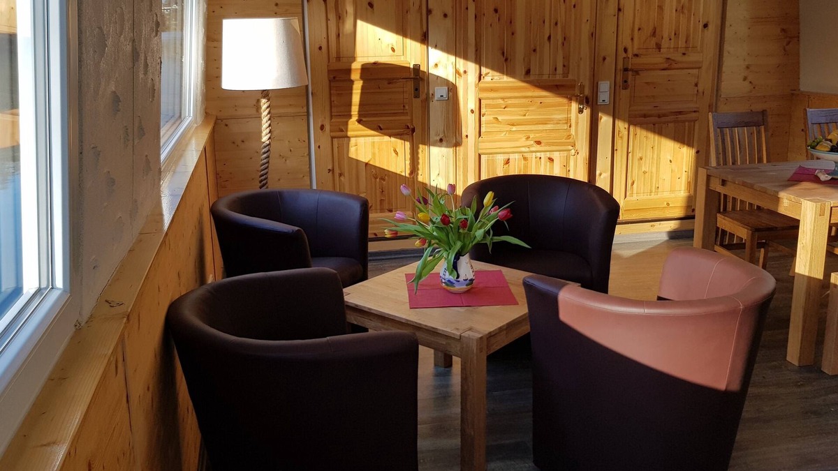 Weilburg Boat Rental | Living ship on the Lahn