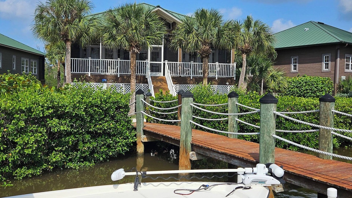 Everglades City House | Living tropical island