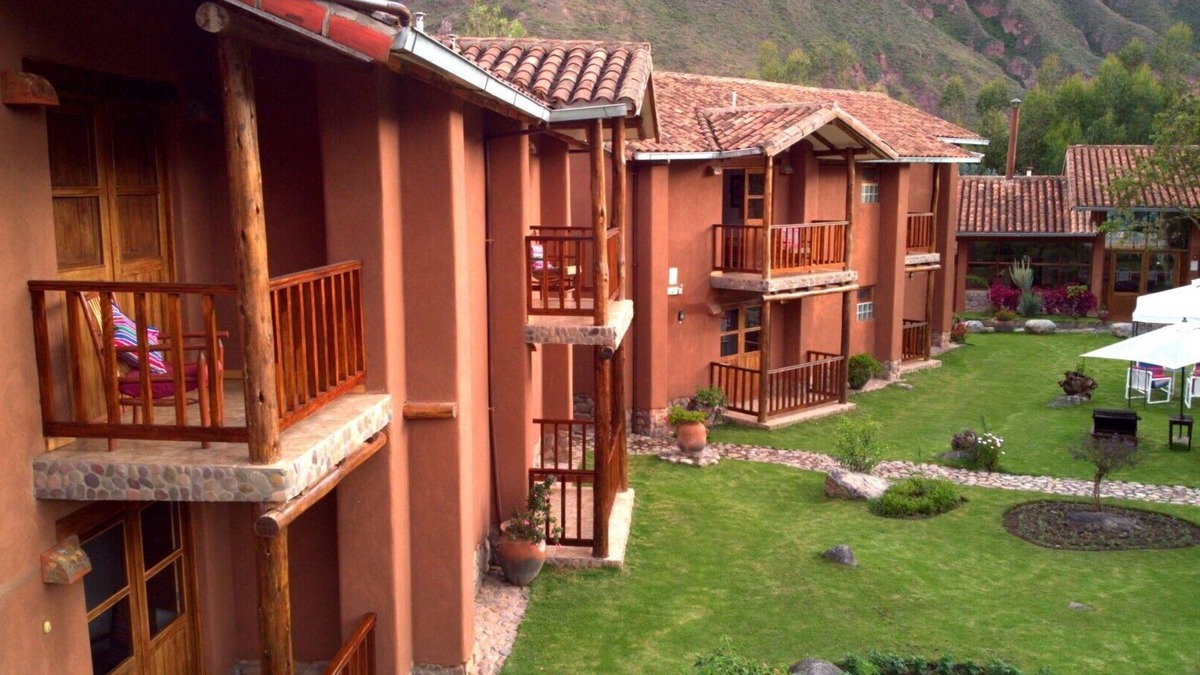 Urubamba Hotel | Lizzy Wasi, a TripAdvisor Hall of Fame hotel with 30% discount rate