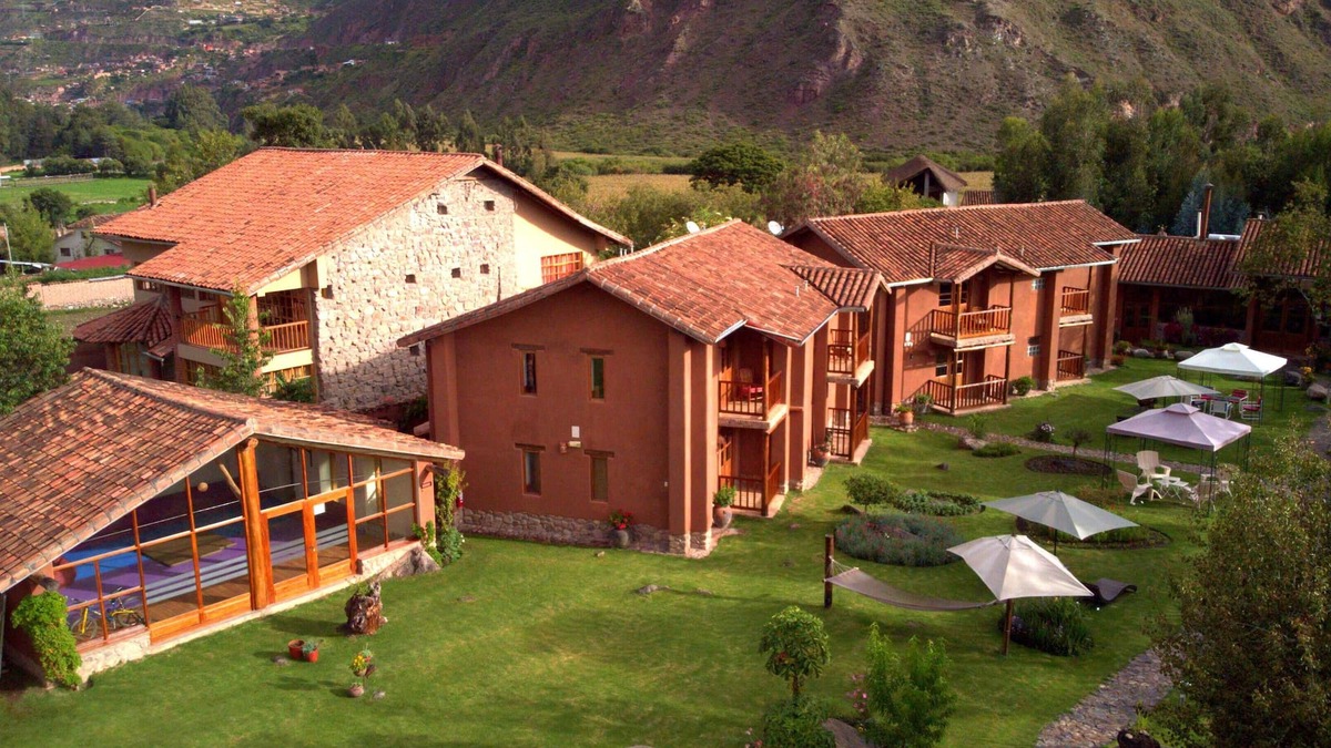 Urubamba Hotel | Lizzy Wasi, a TripAdvisor Hall of Fame hotel with 30% discount rate