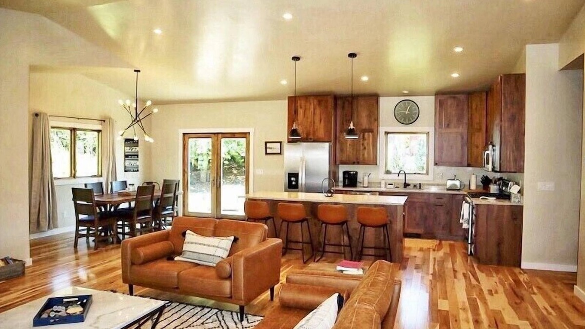 Glenwood Springs House | Locally owned family-friendly mountain getaway!
