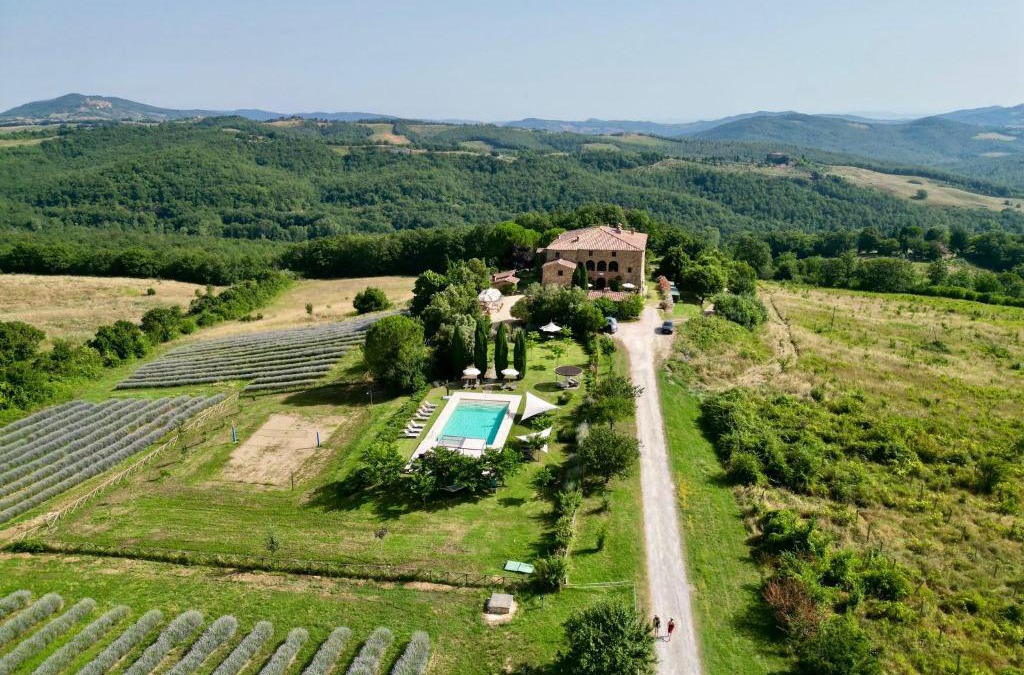 Radicondoli Villa | Locanda Cugnanello