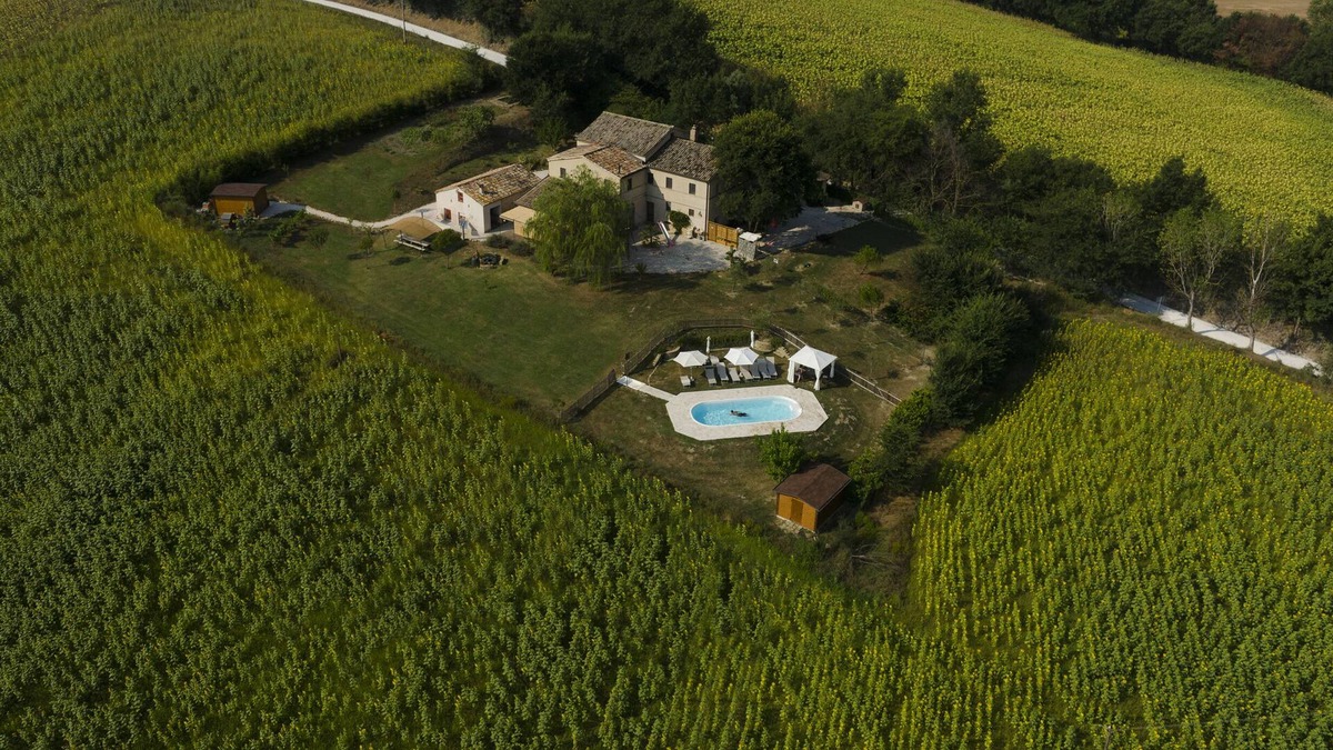Montecarotto Villa | Locanda Nemorosa - Splendid country villa with large garden, swimming pool and spa