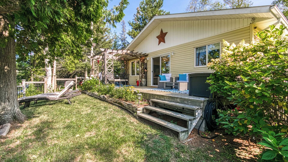 Sudbury District Cottage | Located on beautiful Geneva Lake in Cartier, one hour from Sudbury!