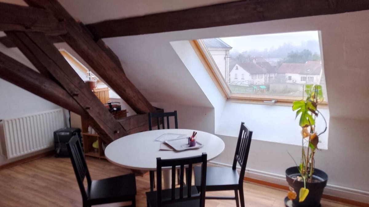 Charnay-les-Chalon Apartment | LOCATED ON THE BANKS OF THE SAONE, THIS APARTMENT IS IDEAL FOR DISCOVERING THE REGION.