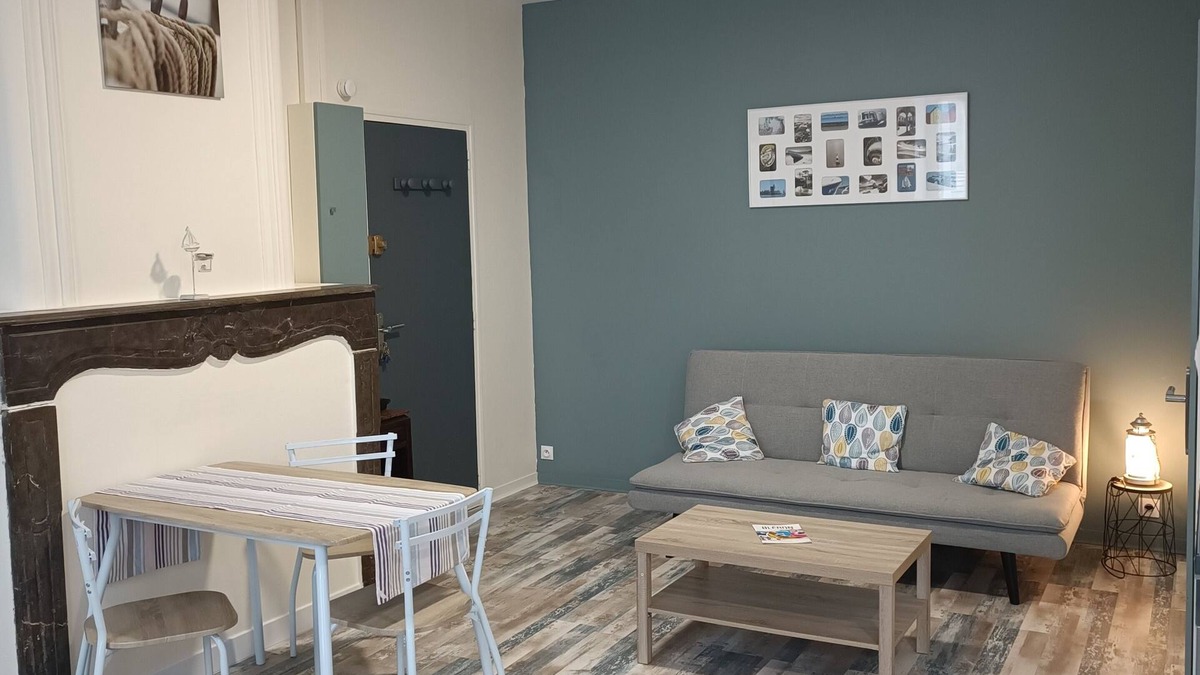 Bourcefranc-le-Chapus Apartment | Location D'un T2 Rénové aux Portes de L'ile D'oléron