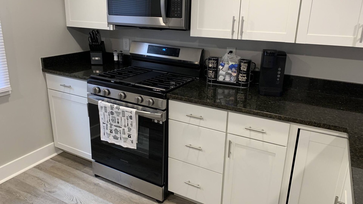Grove City House | Location, Location, Location!