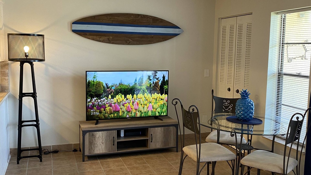 Jupiter Condo | Location Location Location - Steps to the Beach and to the Riverwalk
