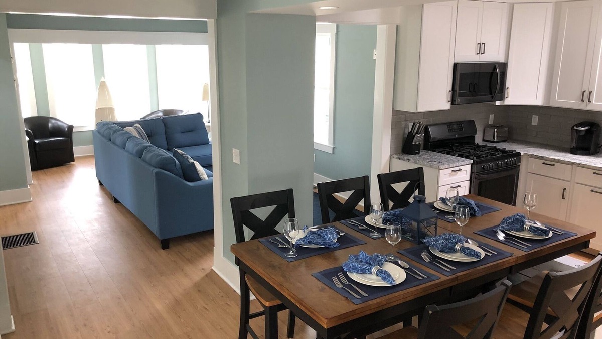 Yachting Village House | Location, Location, Location! Downtown Newport! Newly Renovated