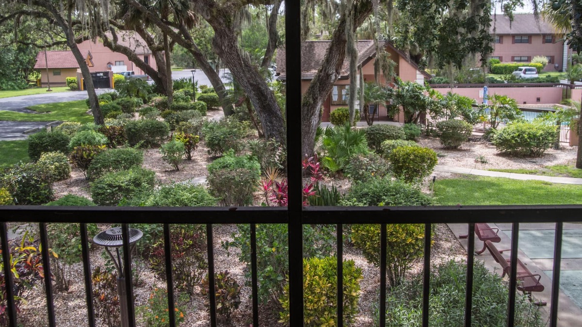 Port Charlotte Condo | LOCATION, LOCATION. BEAUTIFUL grounds; a LOT of value