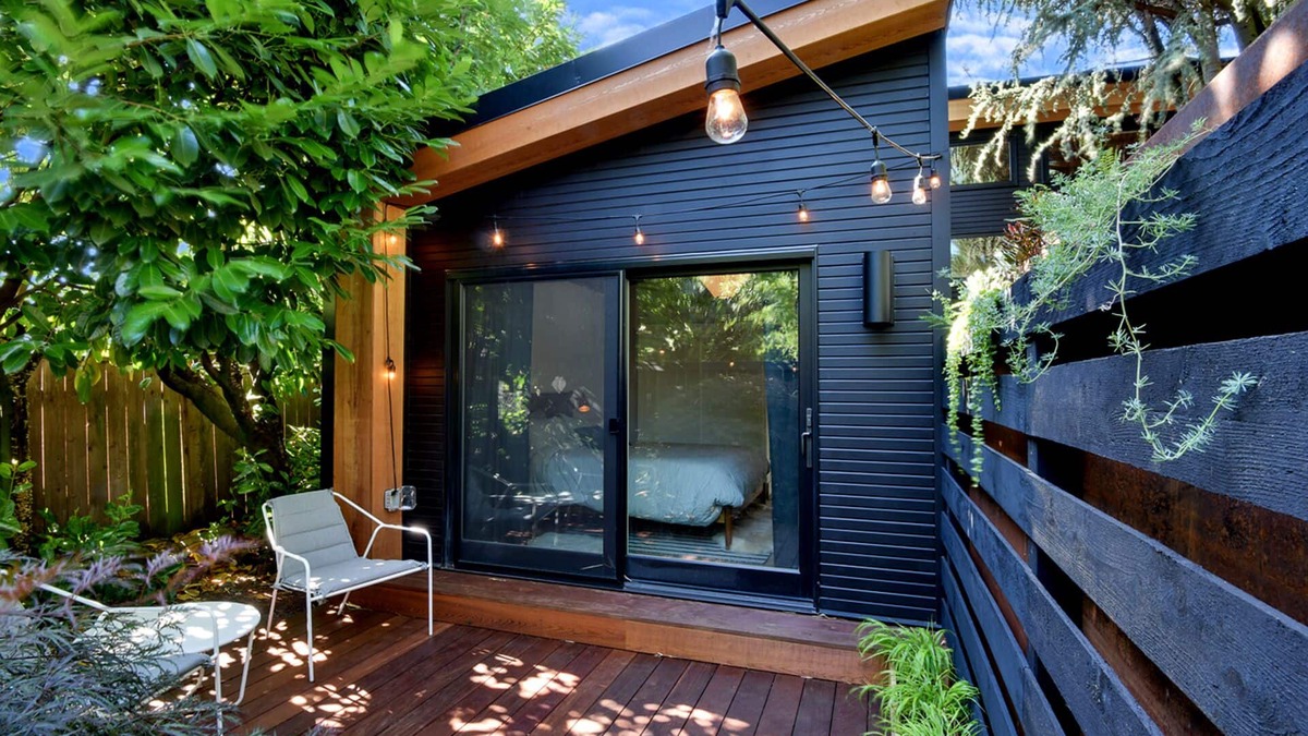 Boise House | Location, style and space! - Midcentury Modern Home - Steps from Restaurant Row