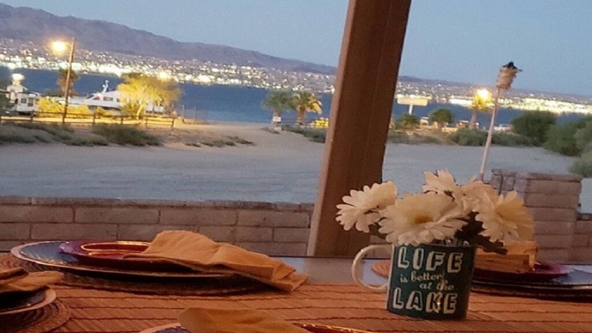 Havasu Lake House | LOCATION & VIEWS Breath taking Panoramic Lake, Marina & City Light View