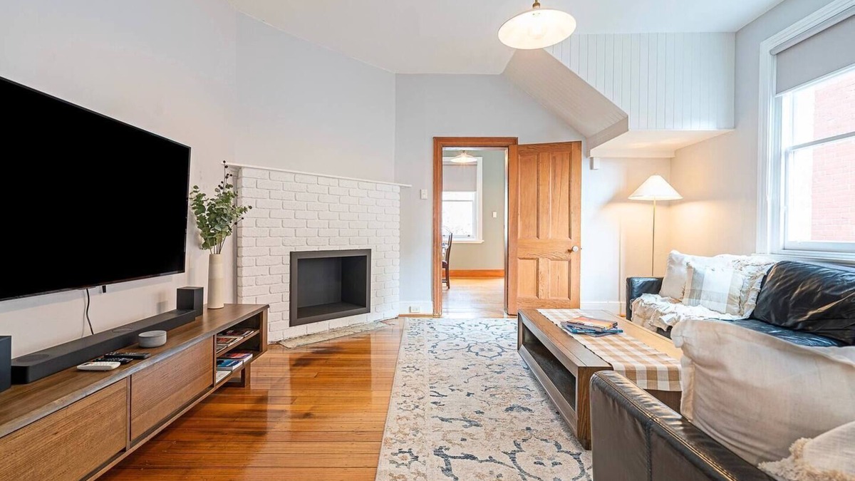 West Hobart House | Lochner Corner Restful Hideaway near Dining and CBD