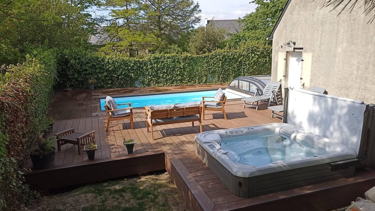 Loctudy House | LOCTUDY, 80 m from the beach, 2 to 8 people. Private heated pool and Jacuzzi.