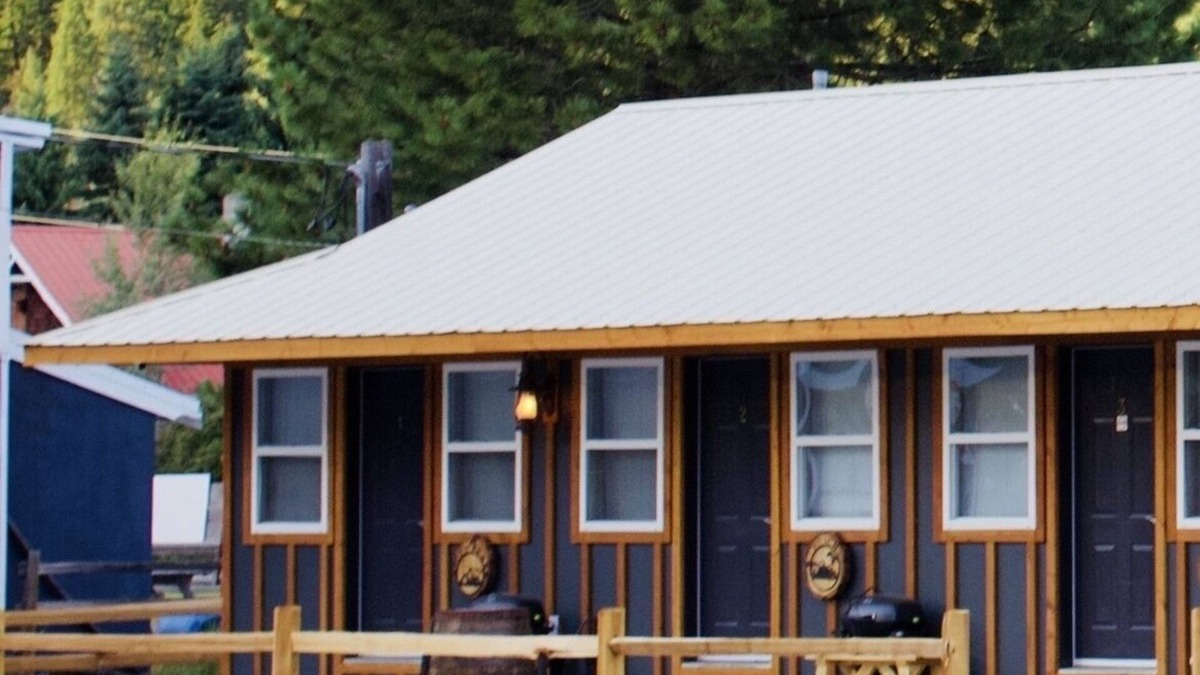 Okanagan-Similkameen House | Lodestone flats- room 4