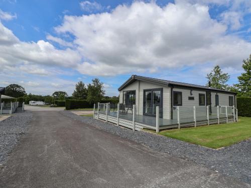 Saint Asaph House | Lodge 3