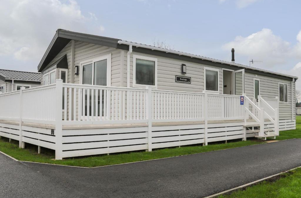 Chichester House | Lodge at Chichester Lakeside 2 Bed