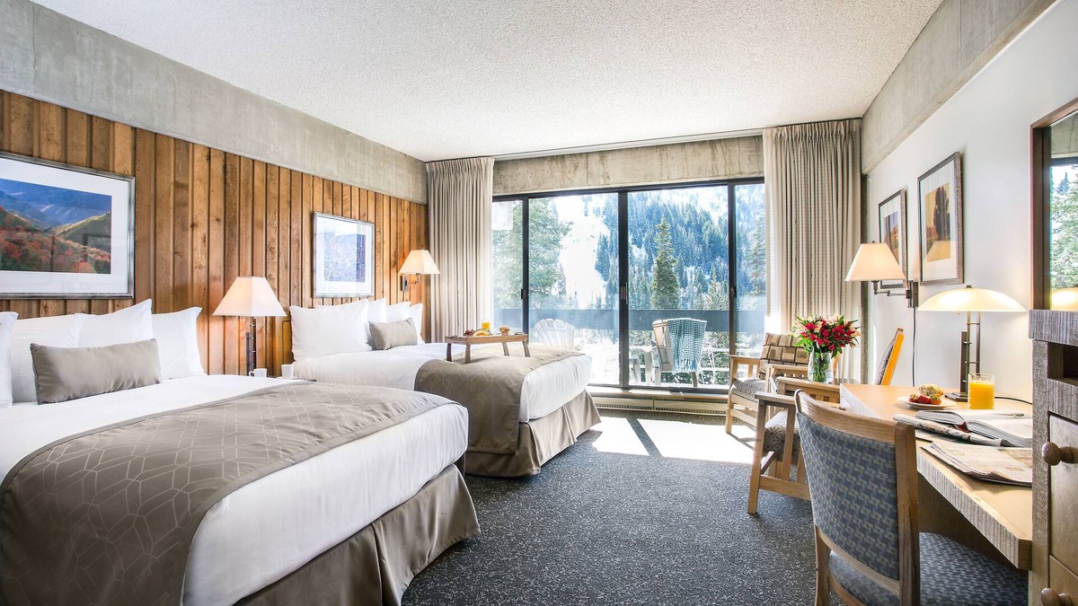 Salt Lake Mountain Resorts Hotel | Lodge at Snowbird