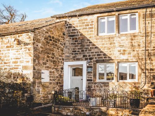 Oakworth House | Lodge Farm Cottage