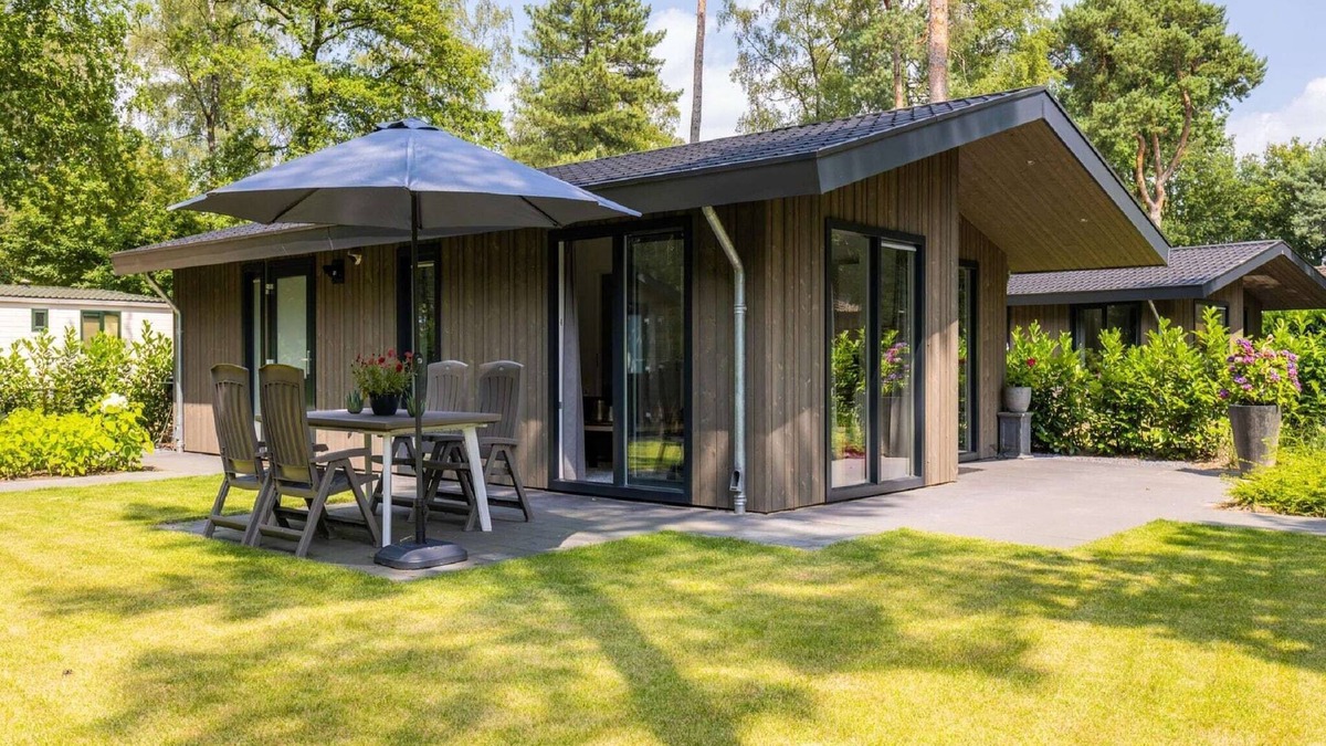 Oirschot House | Lodge in Netherlands with Furnished Terrace