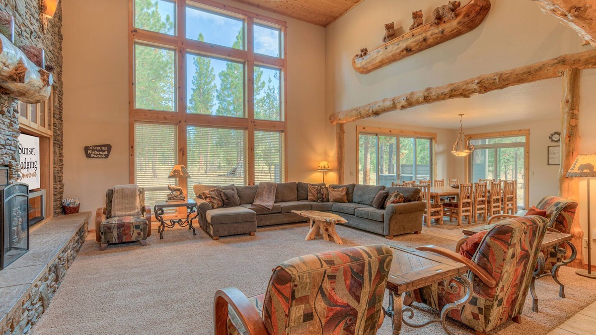 Sunriver House | Lodge Retreat, AC, Hot Tub, Pet Friendly (with fee), SHARC, 20 Sleeper