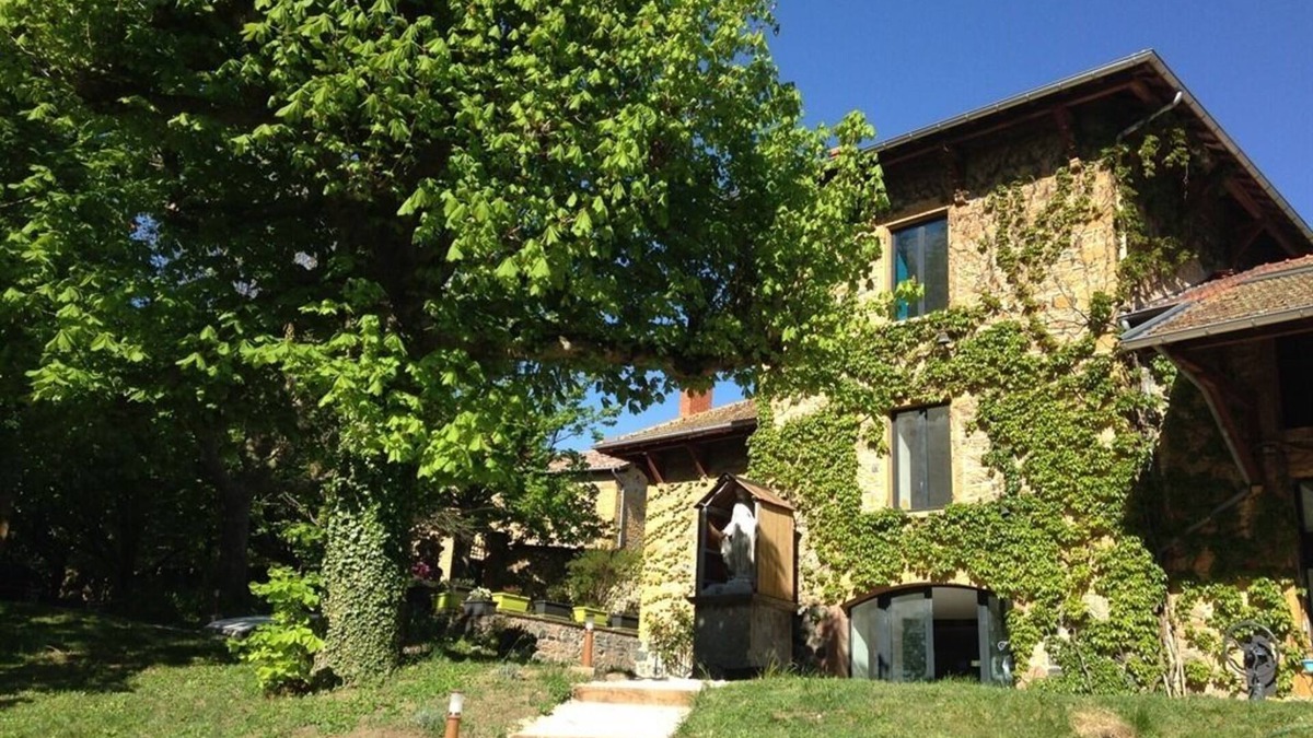 Bully Bed & Breakfast | Lodges Lao