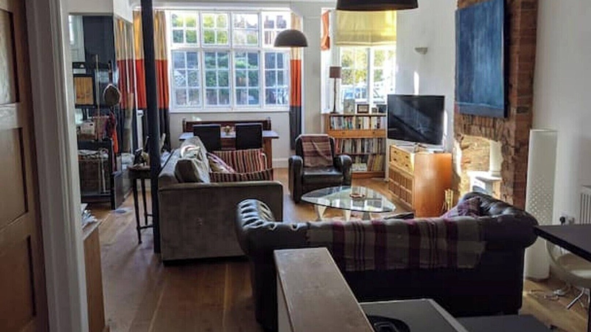 Cranbrook Apartment | Loft apartment in the heart of Cranbrook
