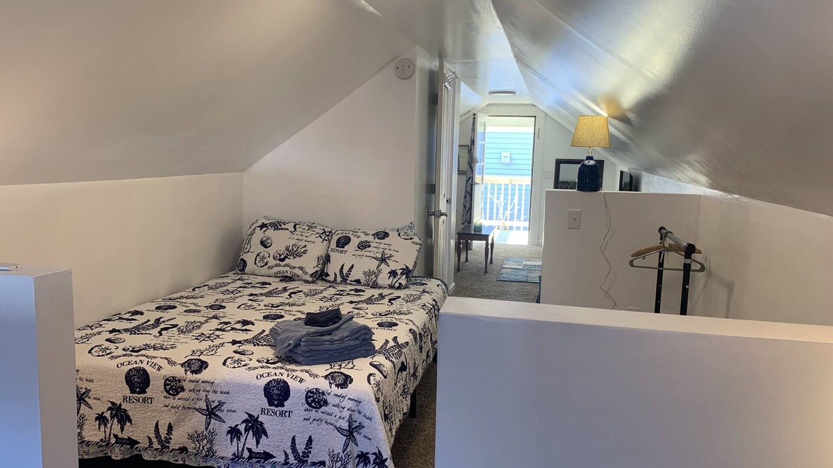 Cottage Line Apartment | Loft at the Beach (1-Bedroom Apartment) - Pets Allowed by RedAwning