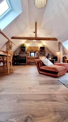 Grendelbruch Apartment | Loft de charme pour amoureux et hammam!