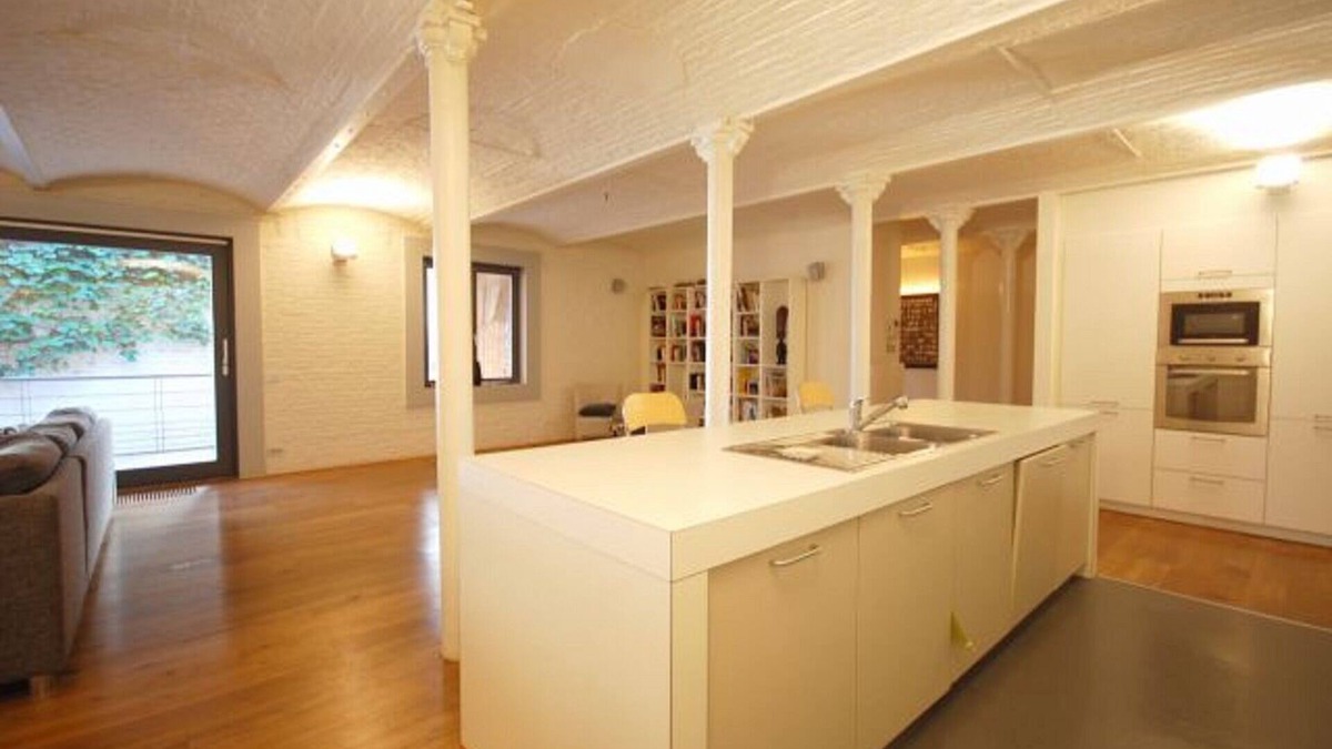 Sint-Jans-Molenbeek Apartment | Loft in a former Brussels brewery