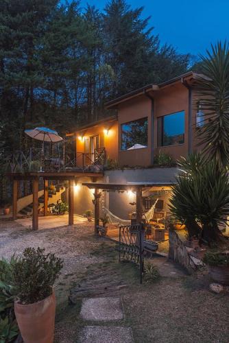Santo Antonio do Pinhal Apartment | LOFT LUZ