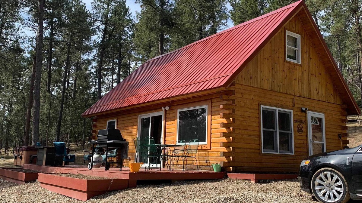 Nemo Cabin | Log Cabin by Nemo Close To Sturgis Rally and Deadwood. Motorcycle ATV Hunting