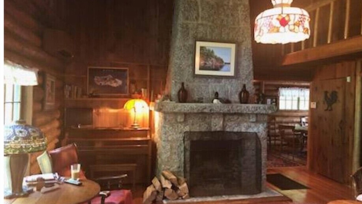 Lucerne-in-Maine Cabin | LOG CABIN IN LUCERNE DEDHAM MAY!