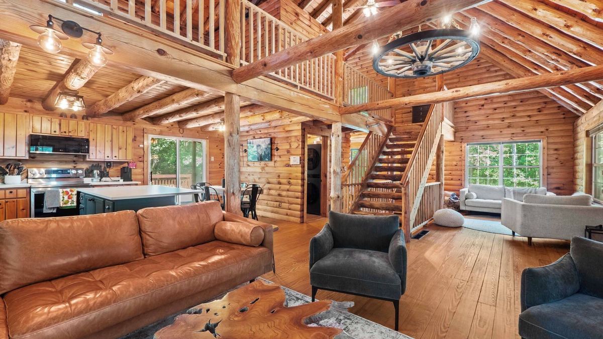 Monroe Cabin | Log Cabin Retreat in Monroe