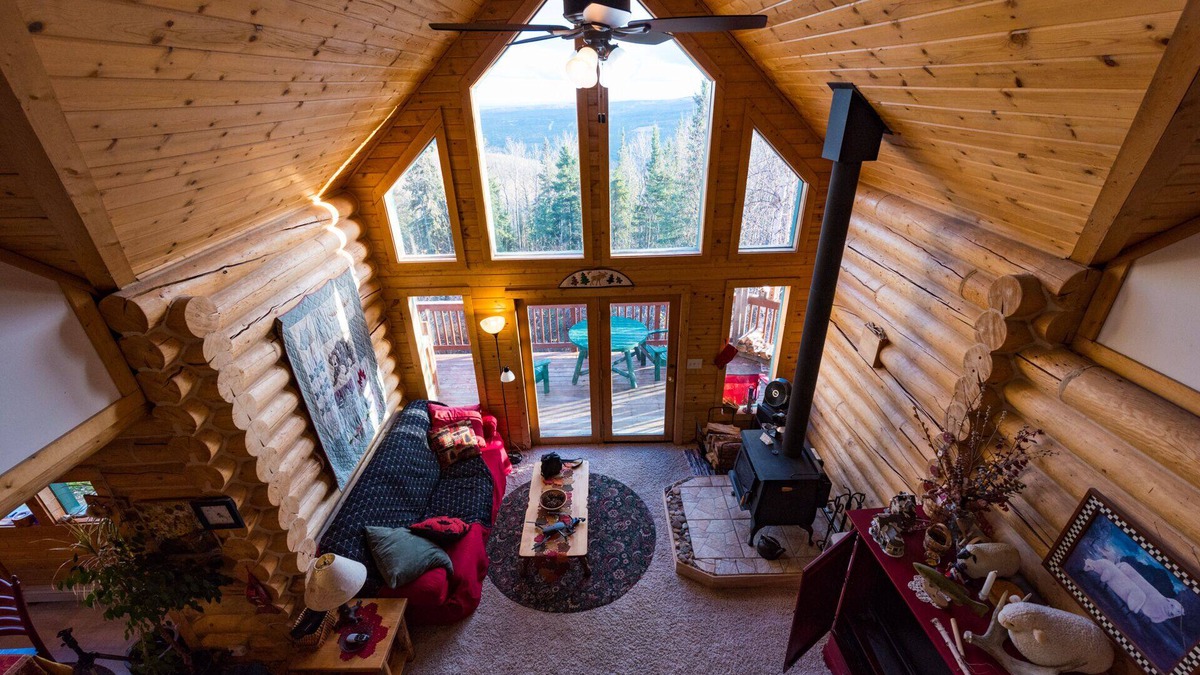 Fairbanks Cottage | Log Chalet Above Fairbanks ~ An Alpine Getaway With Views