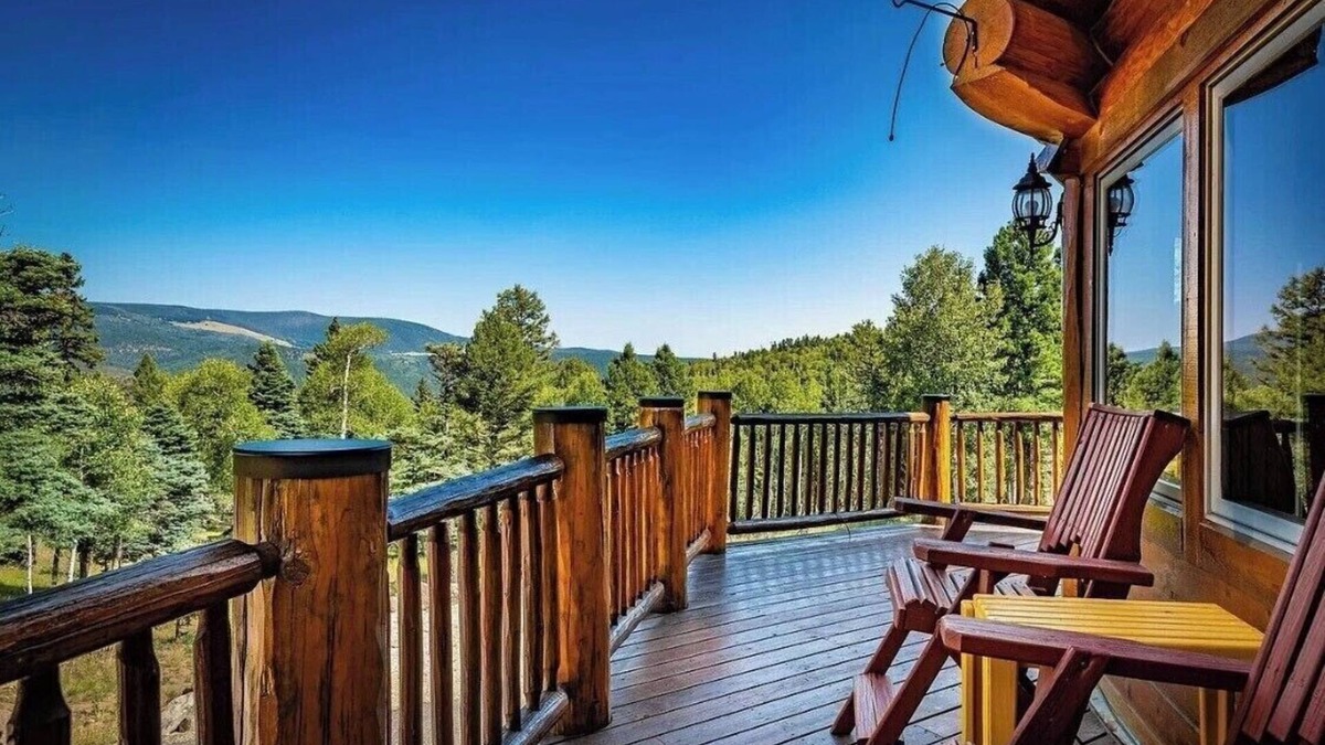 Angel Fire House | Log Home w/50 private acres in Angel Fire/Infrared Sauna