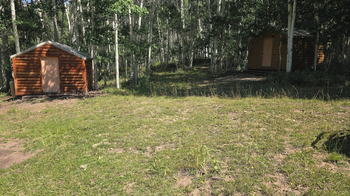 Monticello Cabin | Log Sleeping Cabin East