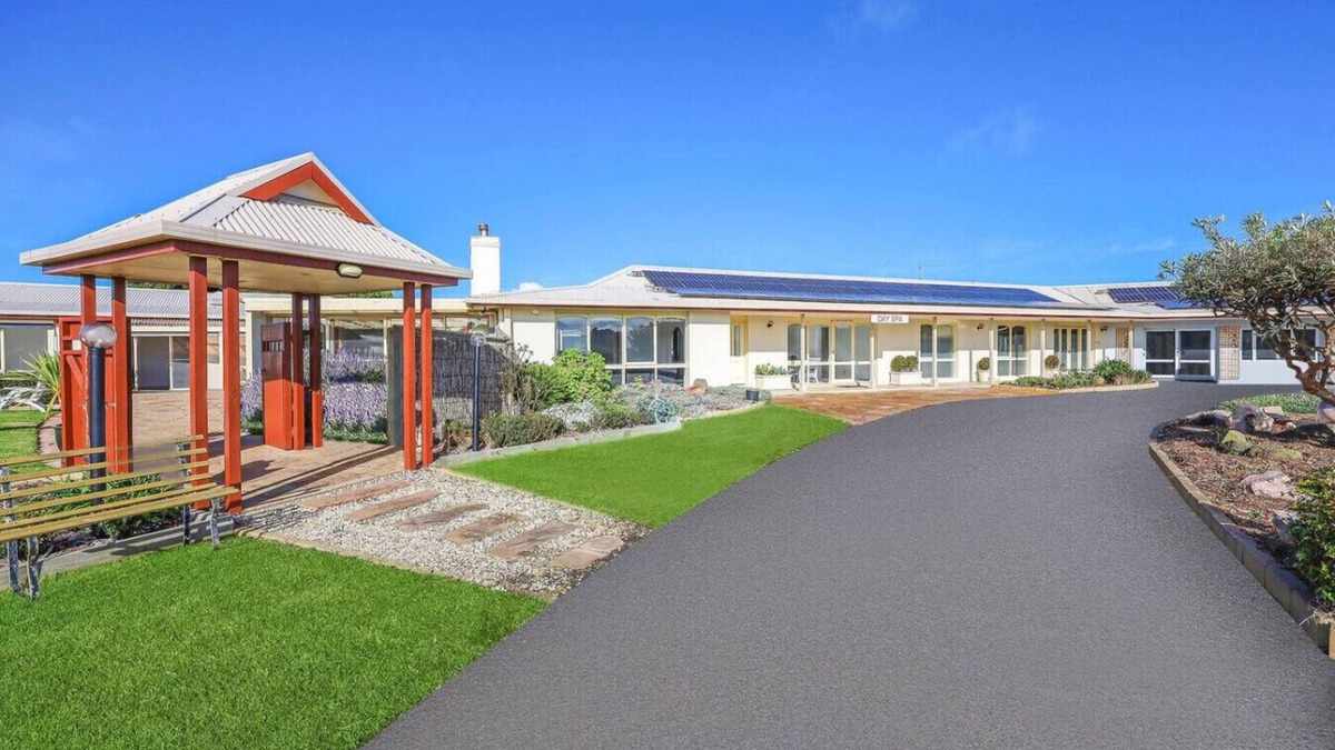 Warrnambool Apartment | Logans Beach Apartments - The Beach House