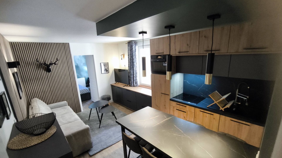 Vars Apartment | Logement Entier : Appartement - Vars, France