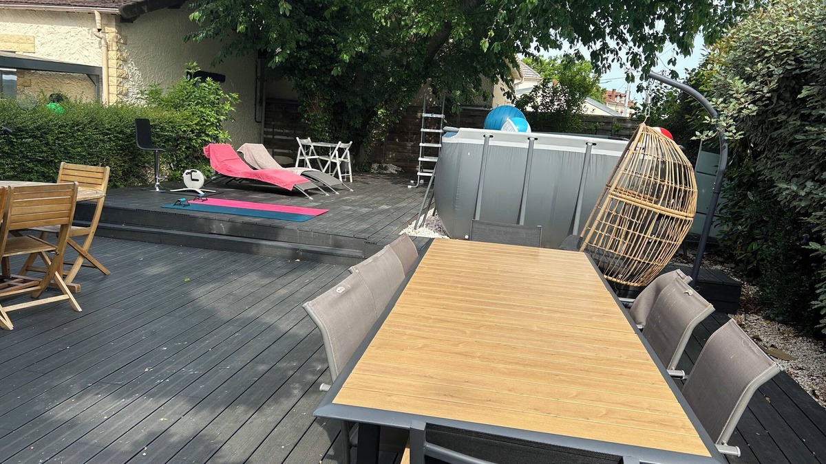 Villemoisson-sur-Orge Villa | Logement Près de Paris Pour le Séjour Rêvé Avec Piscine, Salle de Sport